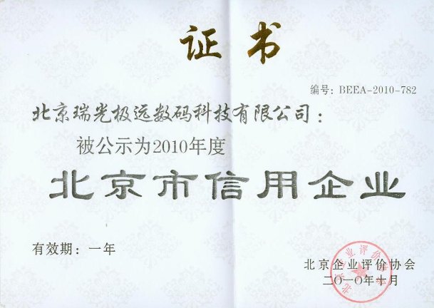 �\����I(y��)